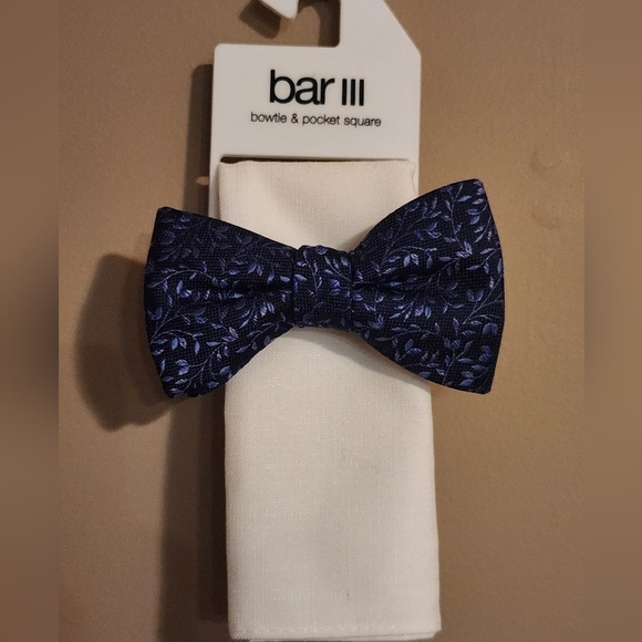 Bar III Men's Powell Vine Bow Tie & Solid Pocket Square Set RETAIL $55 NEW - Picture 2 of 5